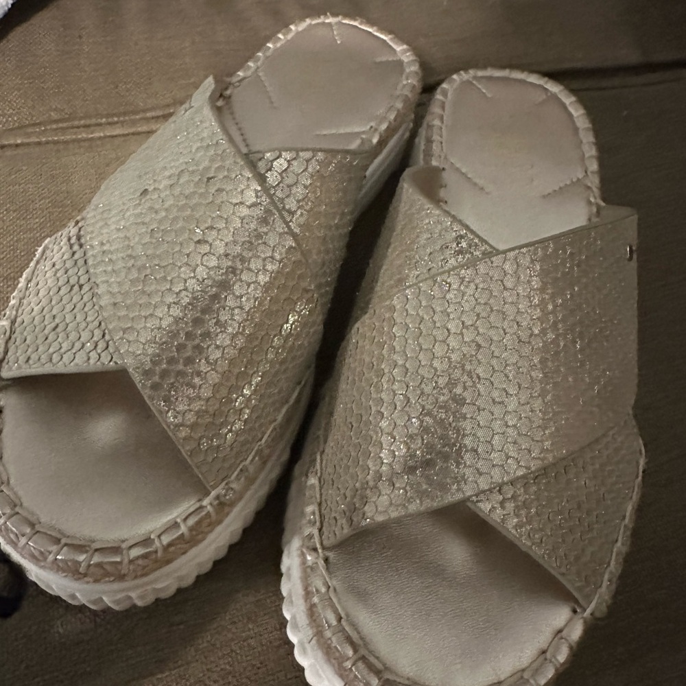 Franco Sarto Shimmering Cream Slide Sandals - Picture 1 of 4